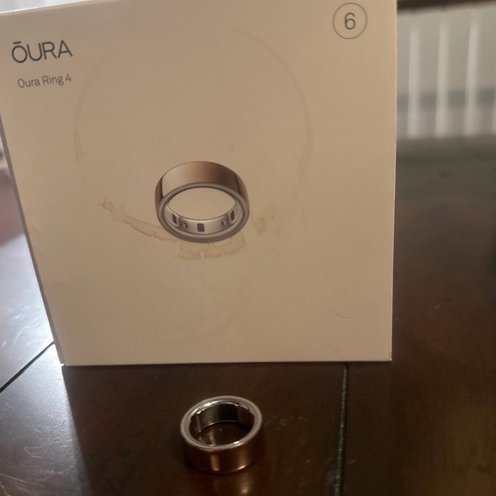 Oura Ring Gen 4 — Size 6 (Rose Gold)